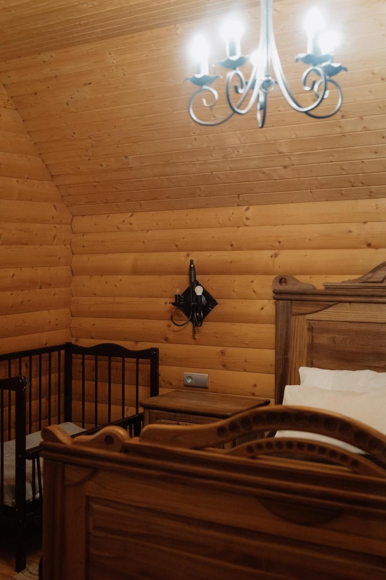 וורוכטה Oksamit Resort מראה חיצוני תמונה