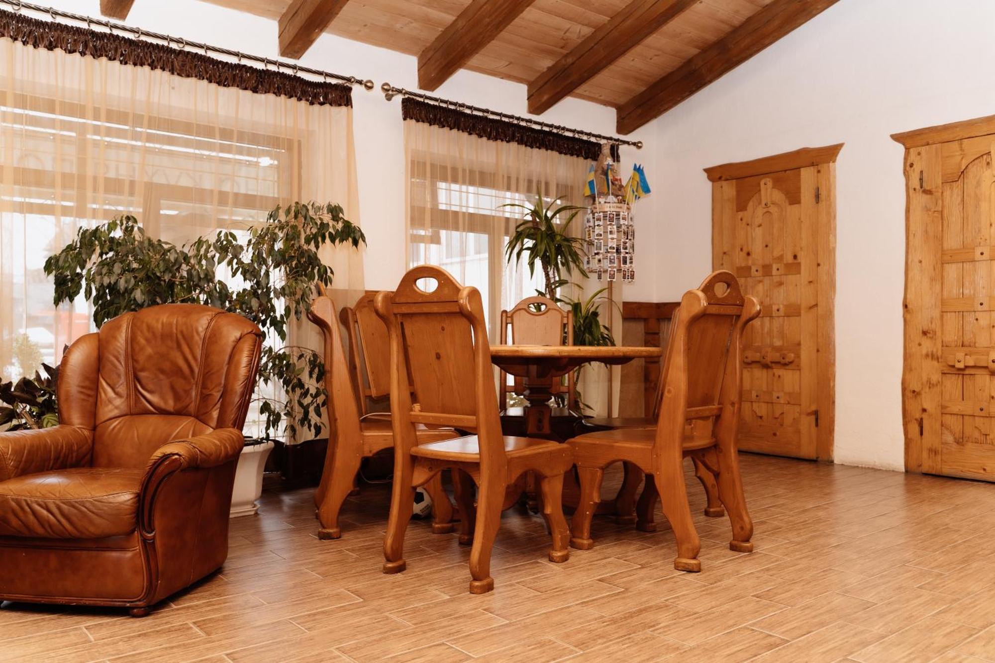 וורוכטה Oksamit Resort מראה חיצוני תמונה